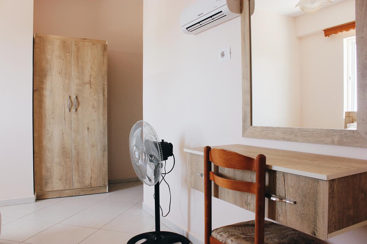 Elti Apartment Sarande Bagian luar foto